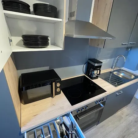 Bege Workvibe Apartment Duisburg